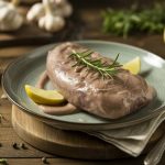 Quel vin avec la poularde pour sublimer un plat traditionnel de fête
