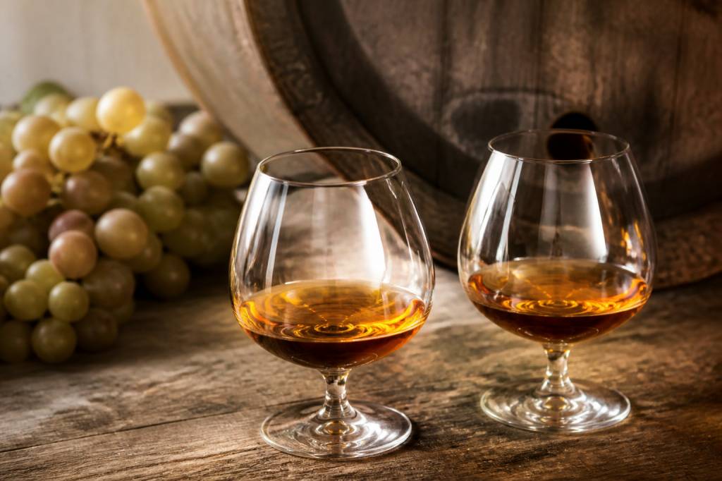 Armagnac vs cognac : quelles différences entre ces deux grands spiritueux français ?